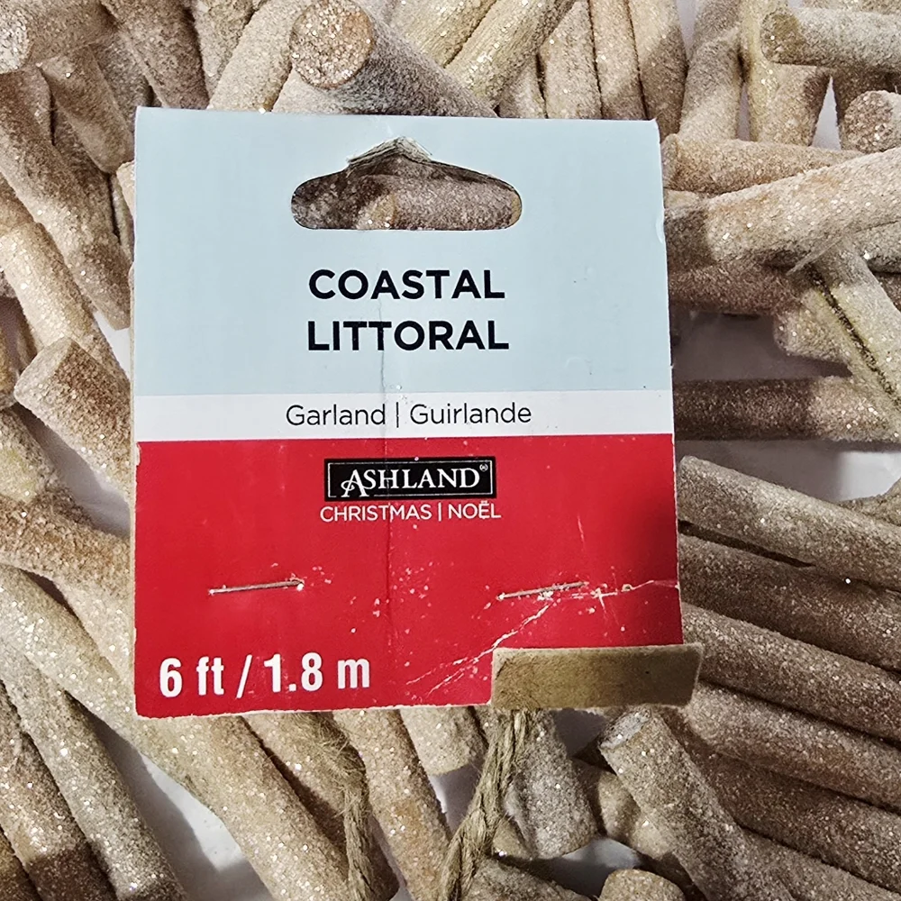 Ashland Coastal Holiday Garland NWT